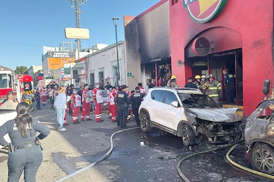 মেক্সিকোর সুপারমার্কেটে বিস্ফোরণে নিহত ২৩