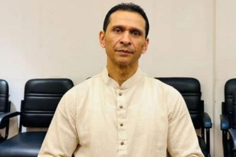 বিমানবন্দরে আটকে দেওয়া হয়েছে সোহেল তাজকে