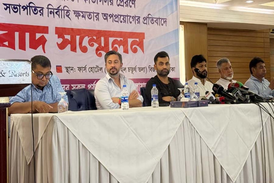 বিসিবি নির্বাচন ঘিরে সরকারি হস্তক্ষেপের অভিযোগ তামিমের