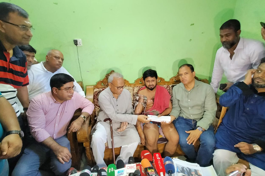 রুপগঞ্জের ছাত্রদল নেতার চিকিৎসার দায়িত্ব নিলেন তারেক রহমান