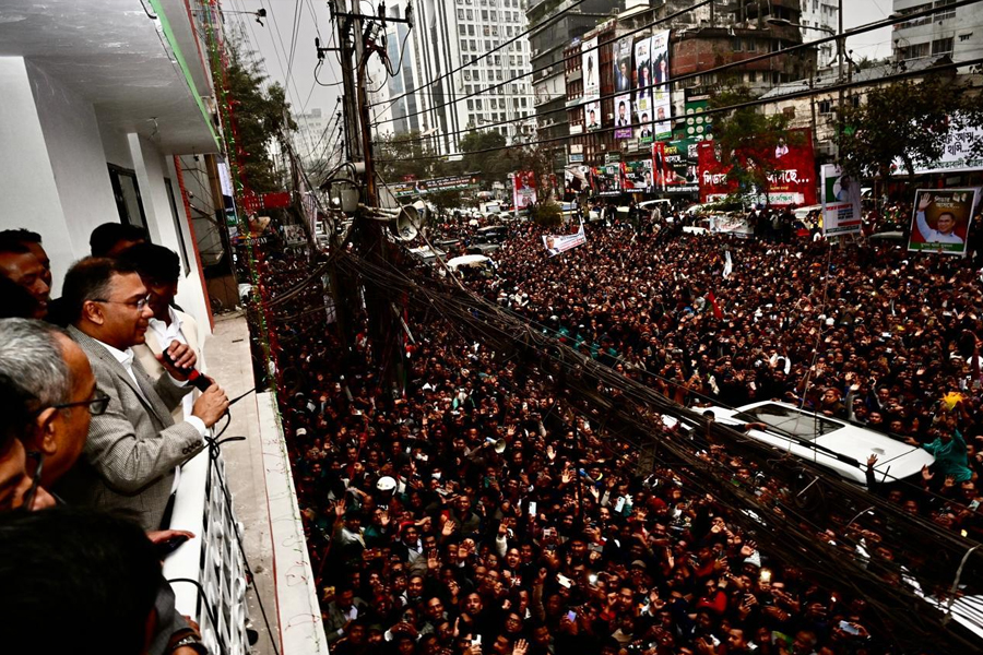 আসুন দেশটাকে নতুন করে গড়ে তোলার চেষ্টা করি- তারেক রহমান