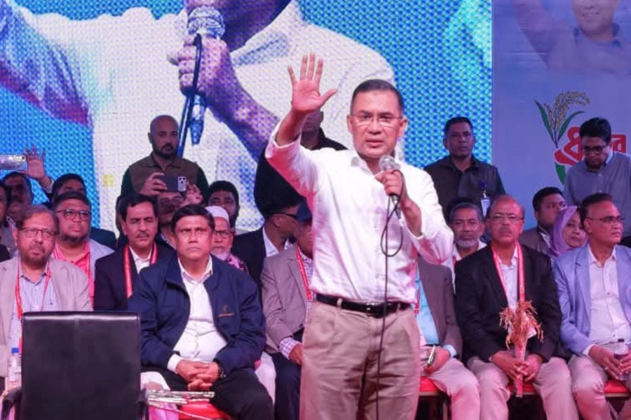 ১২ তারিখ তাহাজ্জুদ নামাজ পড়ে কেন্দ্রে উপস্থিত থাকবেন