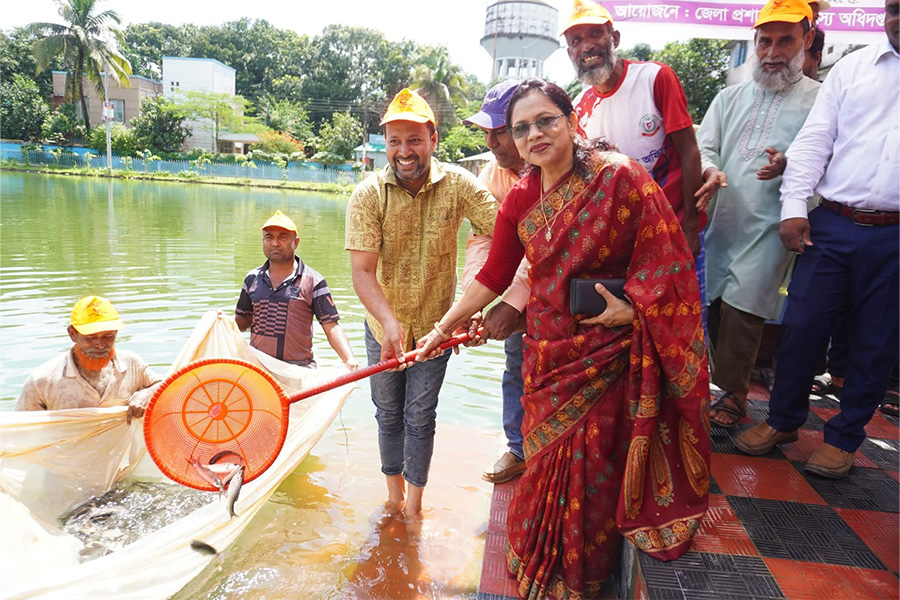 নেত্রকোণায় নানা আয়োজনে জাতীয় মৎস্য সপ্তাহ উদ্‌যাপন