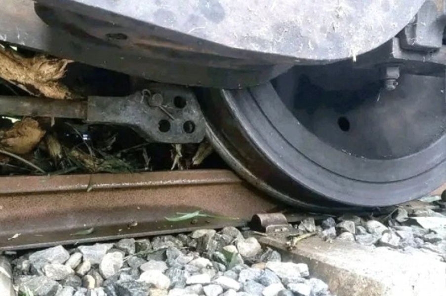 সারাদেশের সঙ্গে সিলেটের রেল যোগাযোগ বন্ধ