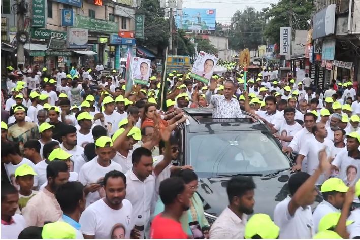 পাবনা-৩ আসনে বিএনপি প্রার্থী তুহিনের নির্বাচনী গণমিছিল
