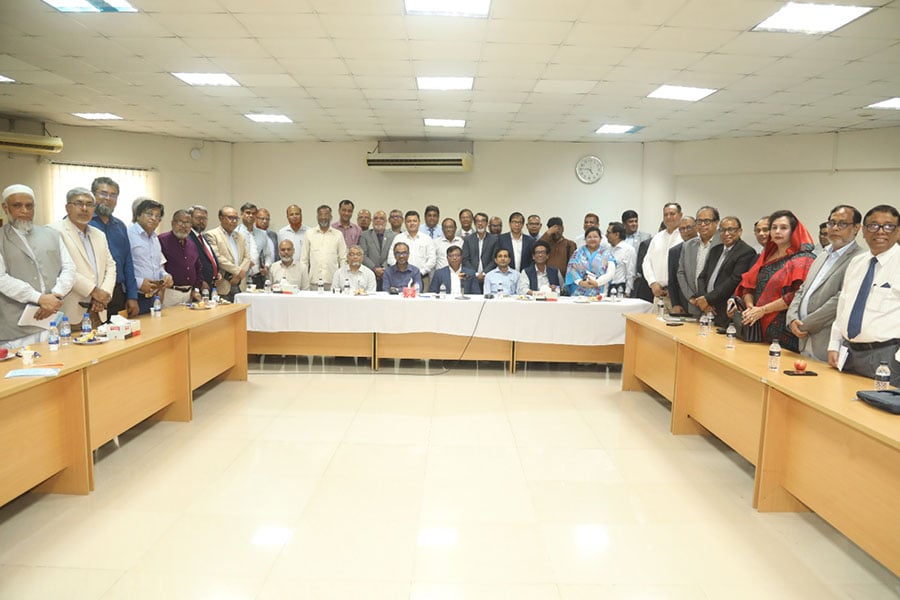 একাডেমিক স্বাধীনতা অক্ষুন্ন রেখে গবেষণায় অর্থায়ন বৃদ্ধির আশ্বাস ইউজিসি চেয়ারম্যানের
