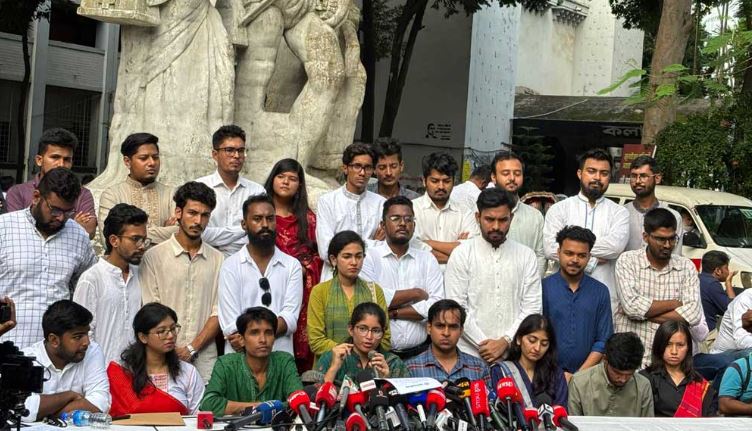 'স্বতন্ত্র শিক্ষার্থী ঐক্য' প্যানেলে লড়বেন উমামা-সাদী