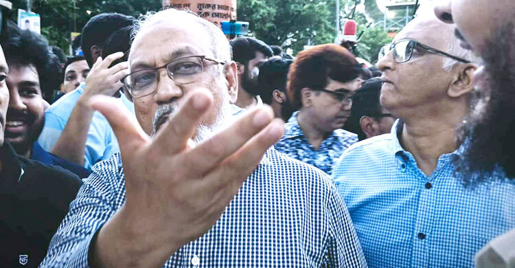 শিক্ষার্থীদের ওপর লাঠিচার্জ কোনোভাবে কাম্য নয়: বুয়েট ভিসি