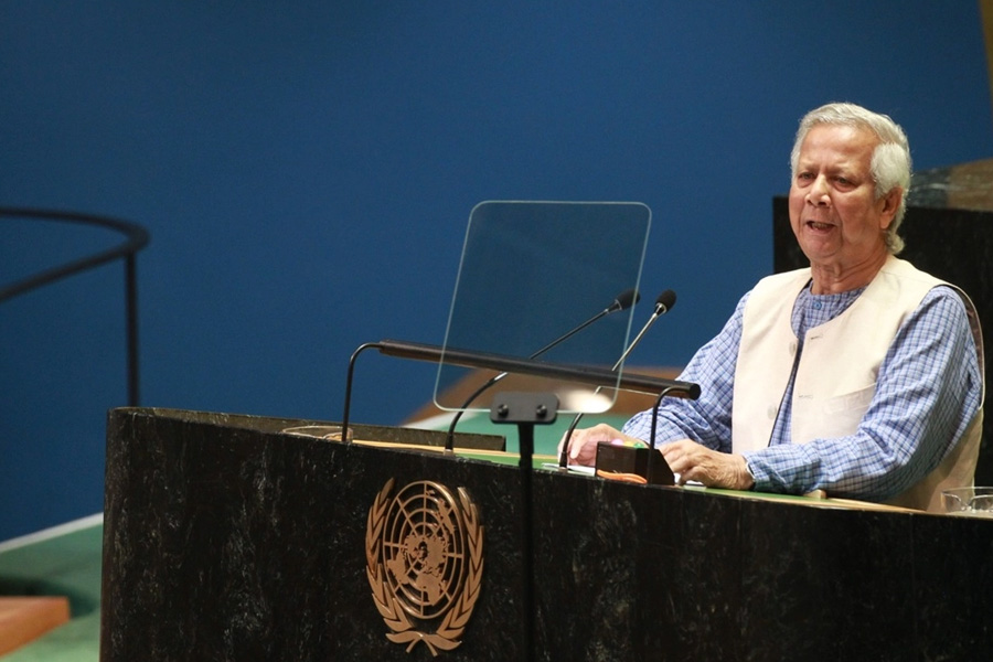 জাতিসংঘ অধিবেশনে ভাষণ দিচ্ছেন প্রধান উপদেষ্টা